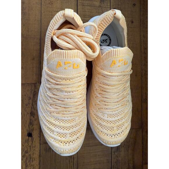 APL TechLoom Wave Shoes Women's Size 8.5 Pristine Marigold Melange Running Knit - Picture 7 of 7